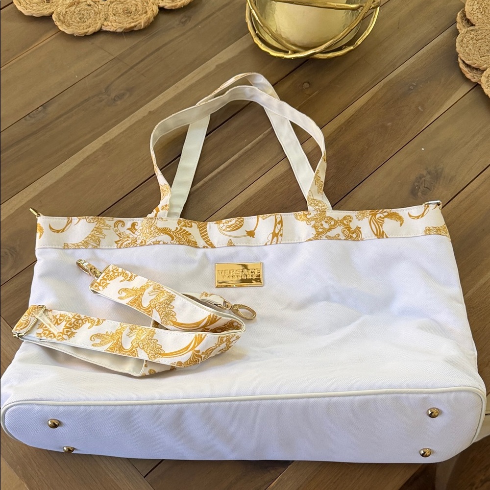 NWOT Versace Perfumes Beach Bag/ Tote - white and Gold.